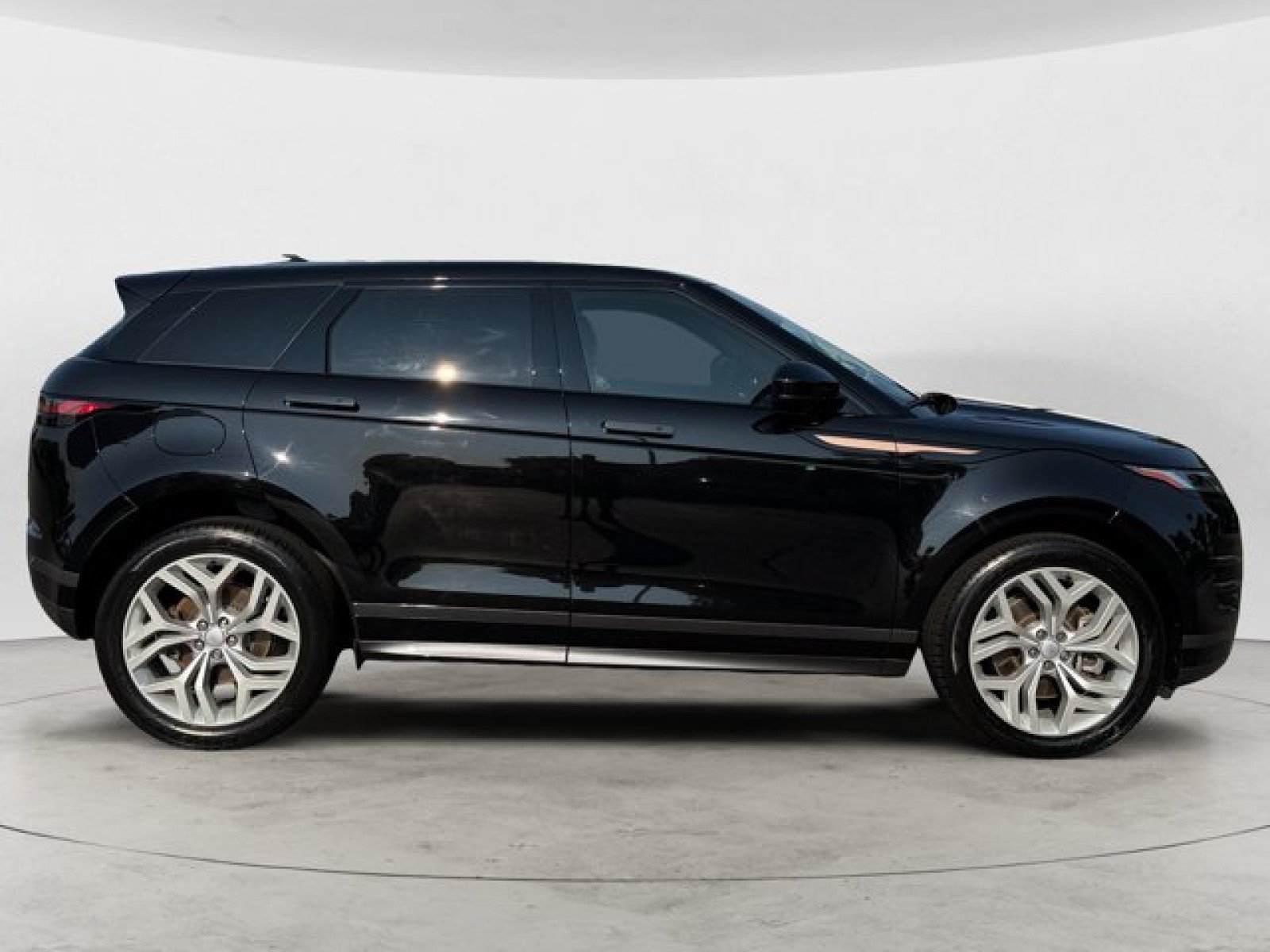 Used 2022 Land Rover Range Rover Evoque R-Dynamic S AWD/4WD image 3