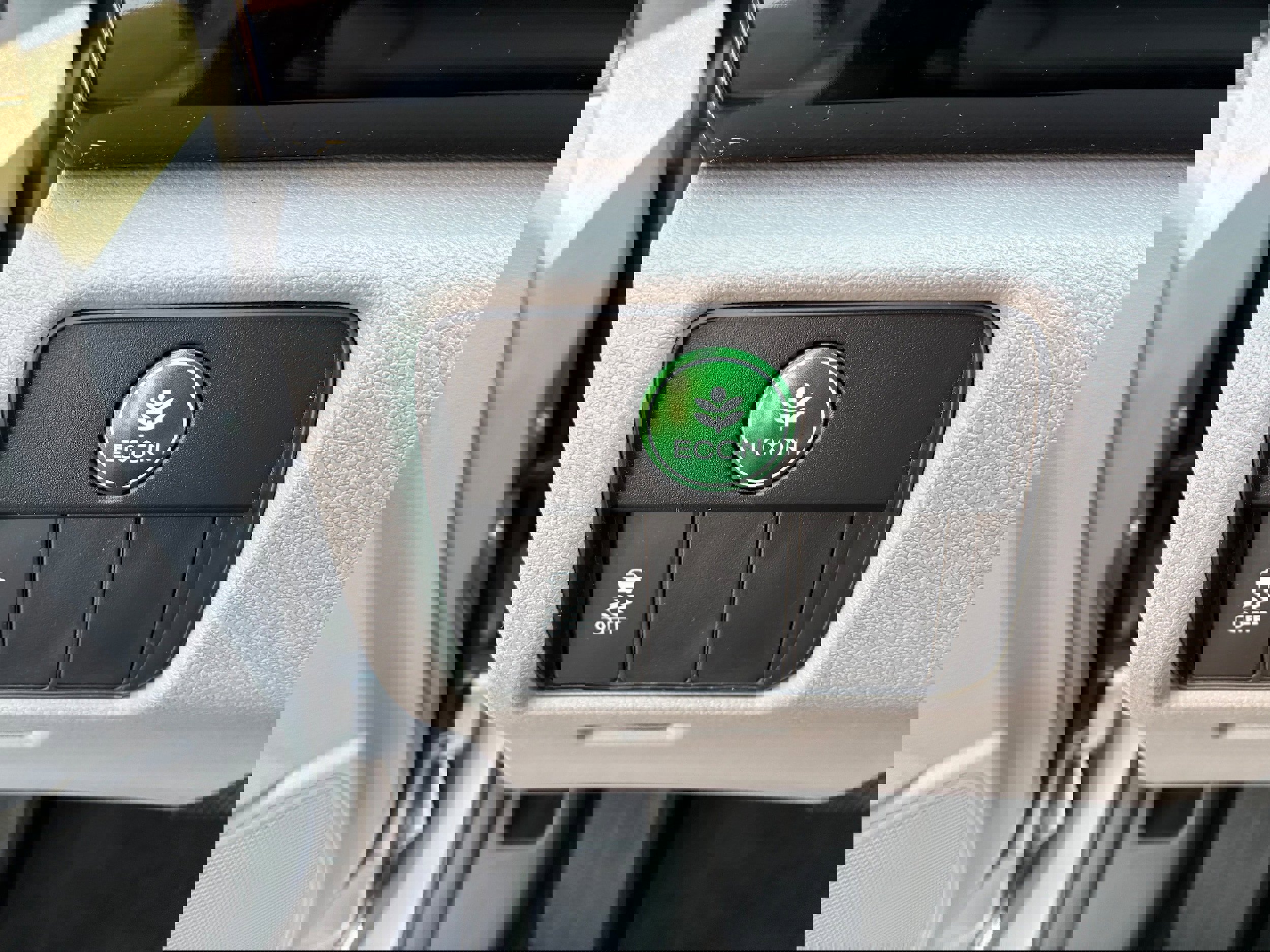 Used 2017 Honda Accord LX image 22