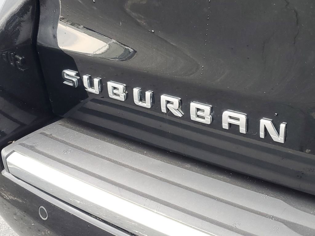 Used 2019 Chevrolet Suburban Premier image 40
