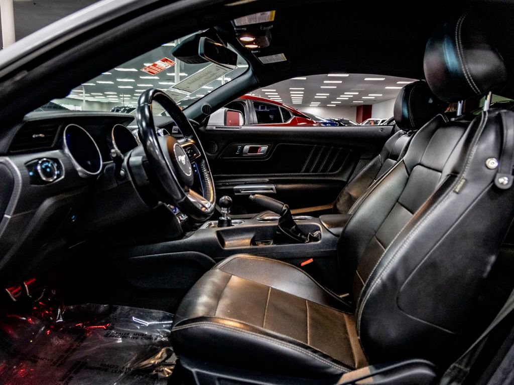 Used 2021 Ford Mustang GT Premium w/ GT Performance Package RWD image 18