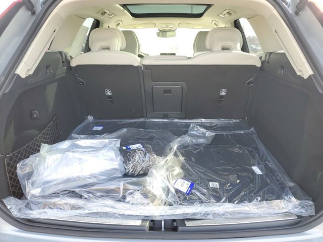 New 2026 Volvo XC60 B5 Ultra w/ Protection Package Premier image 29