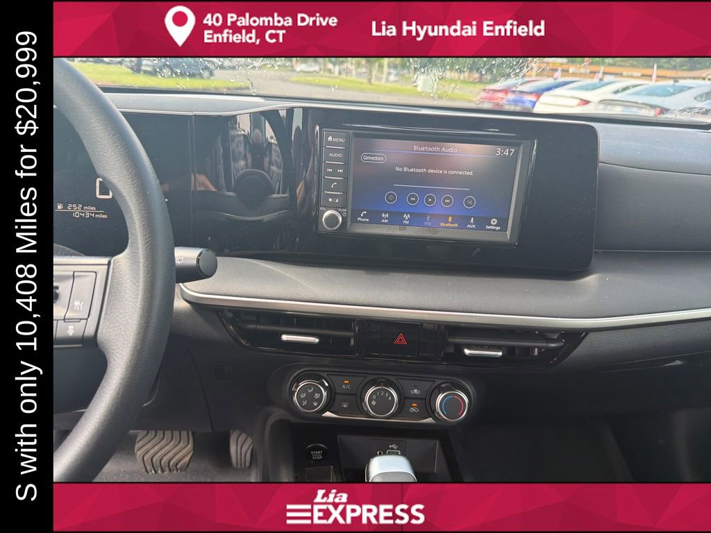 Used 2025 Nissan Kicks S AWD/4WD image 17