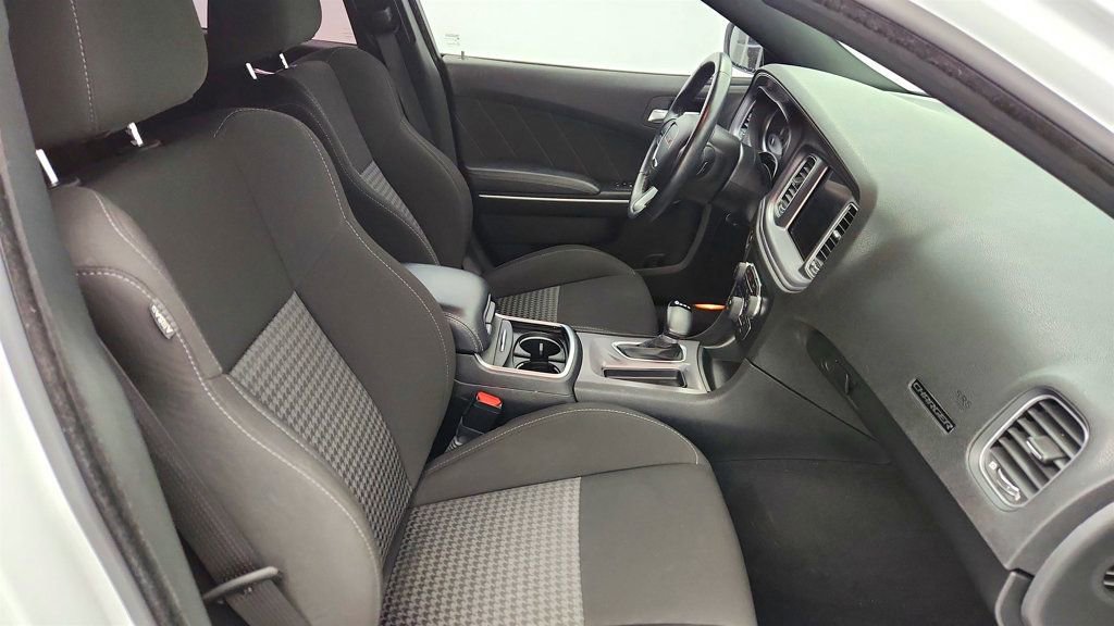 Used 2023 Dodge Charger GT w/ Technology Group image 24