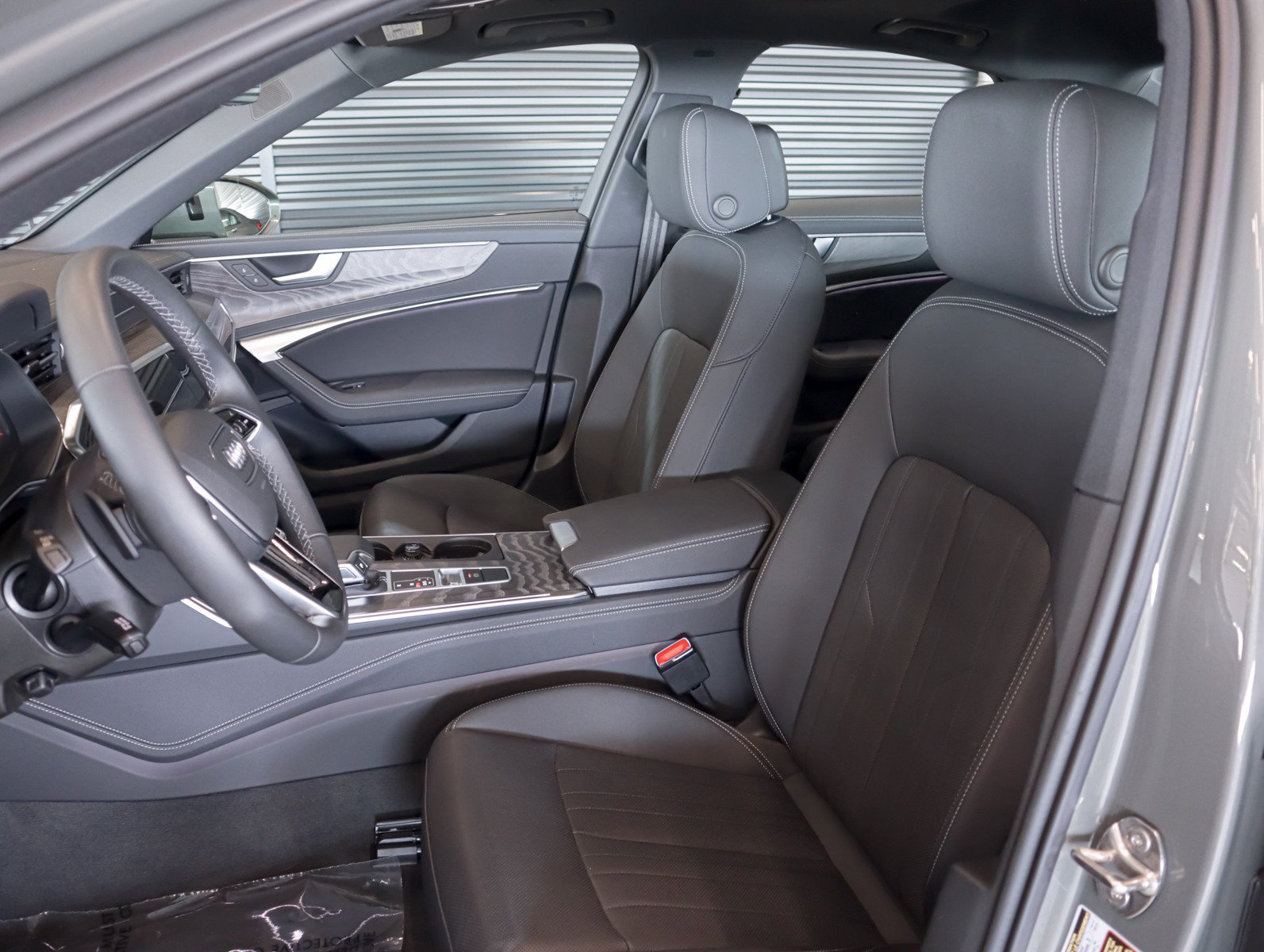 Certified 2025 Audi A6 Premium Plus w/ Premium Plus Package AWD/4WD image 5