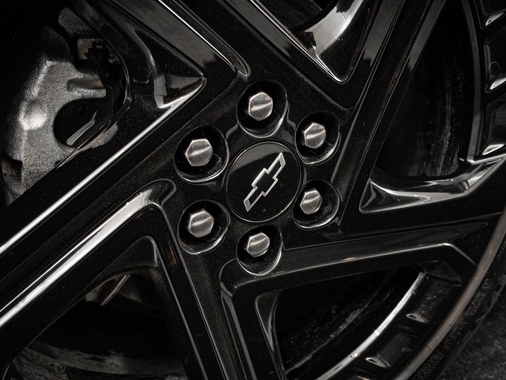 Used 2025 Chevrolet Equinox EV RS image 8