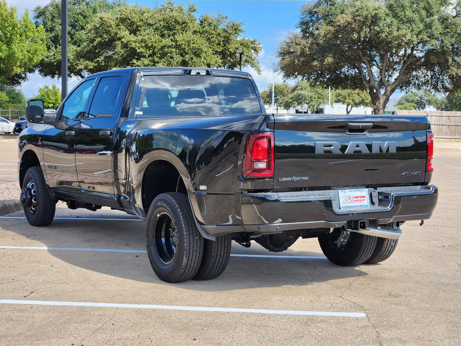 New 2026 RAM 3500 Lone Star AWD/4WD image 4