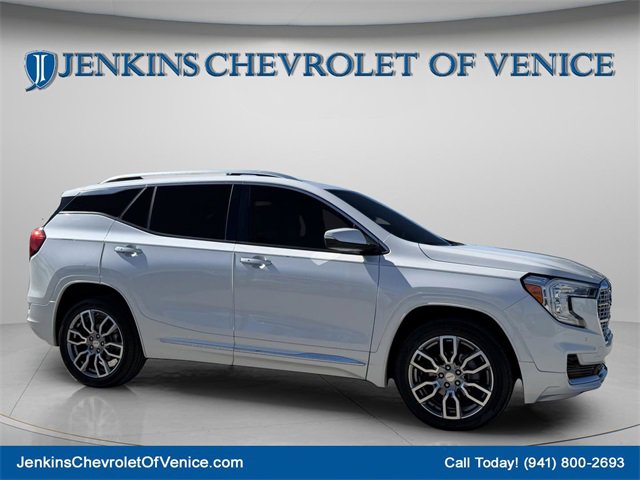 Certified 2022 GMC Terrain Denali image 2