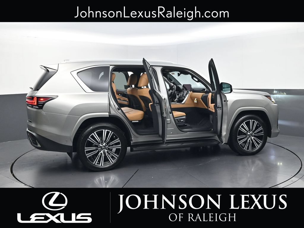 New 2026 Lexus LX 700h Luxury AWD/4WD image 32