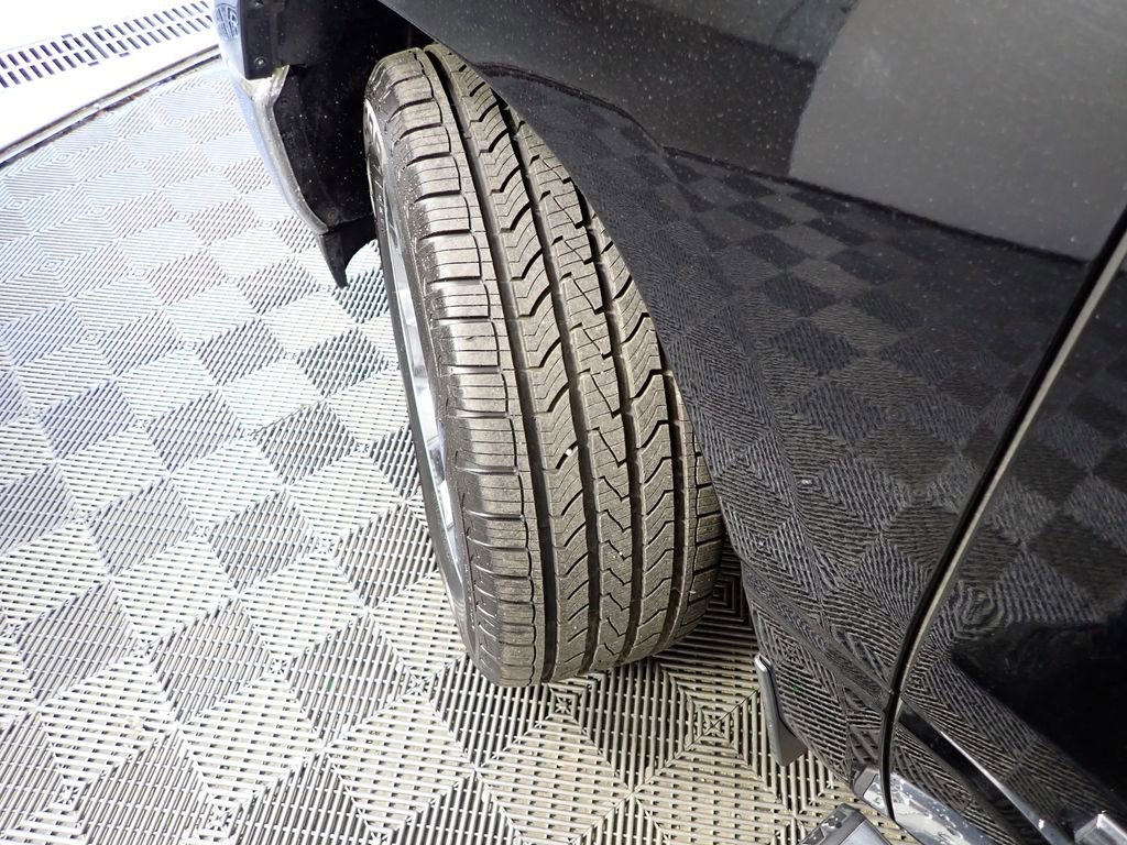 Used 2019 RAM 1500 Big Horn image 45