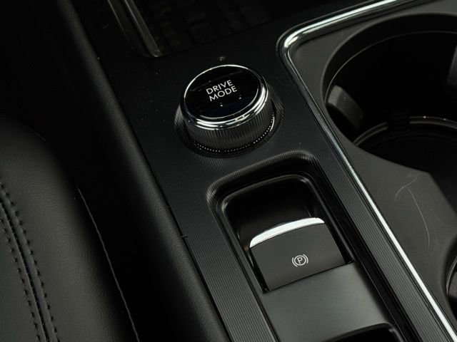 Certified 2023 Lincoln Corsair AWD w/ Equipment Group 101A image 33