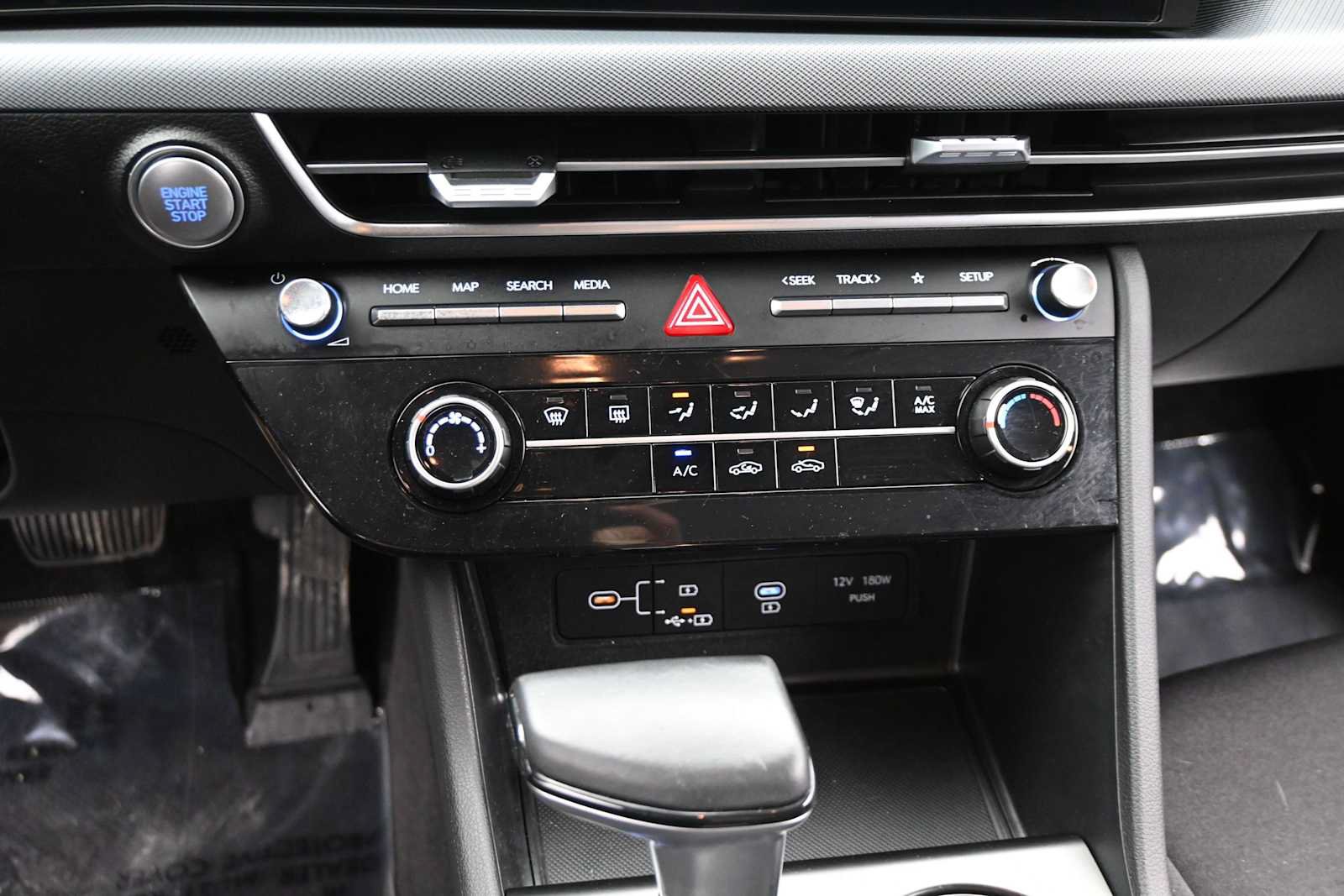 Used 2025 Hyundai Sonata SE FWD image 20