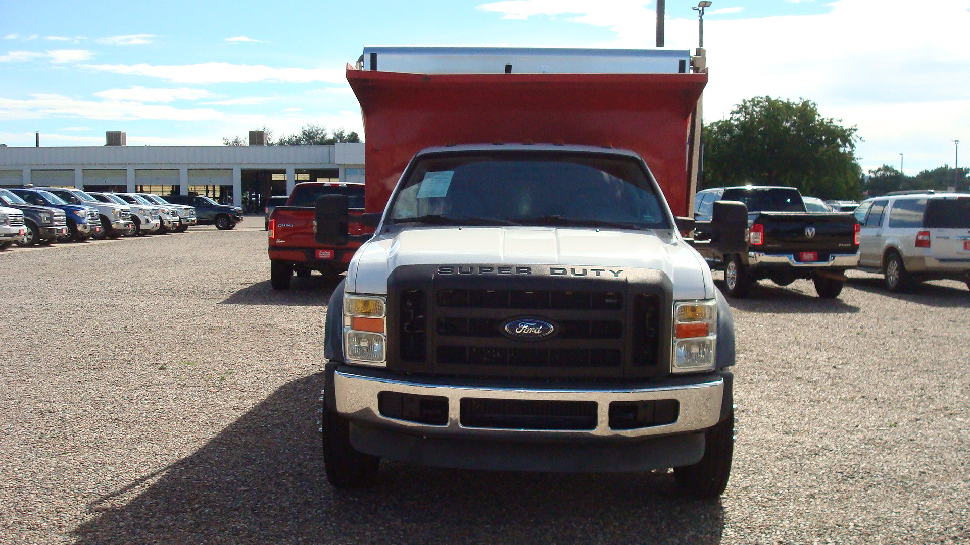 Used 2010 Ford F550 4x4 Regular Cab Super Duty image 2