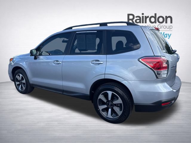 Used 2018 Subaru Forester 2.5i w/ Alloy Wheel Package AWD/4WD image 5