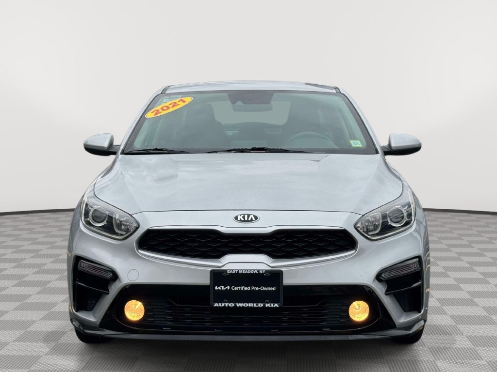 Used 2021 Kia Forte LXS FWD image 2
