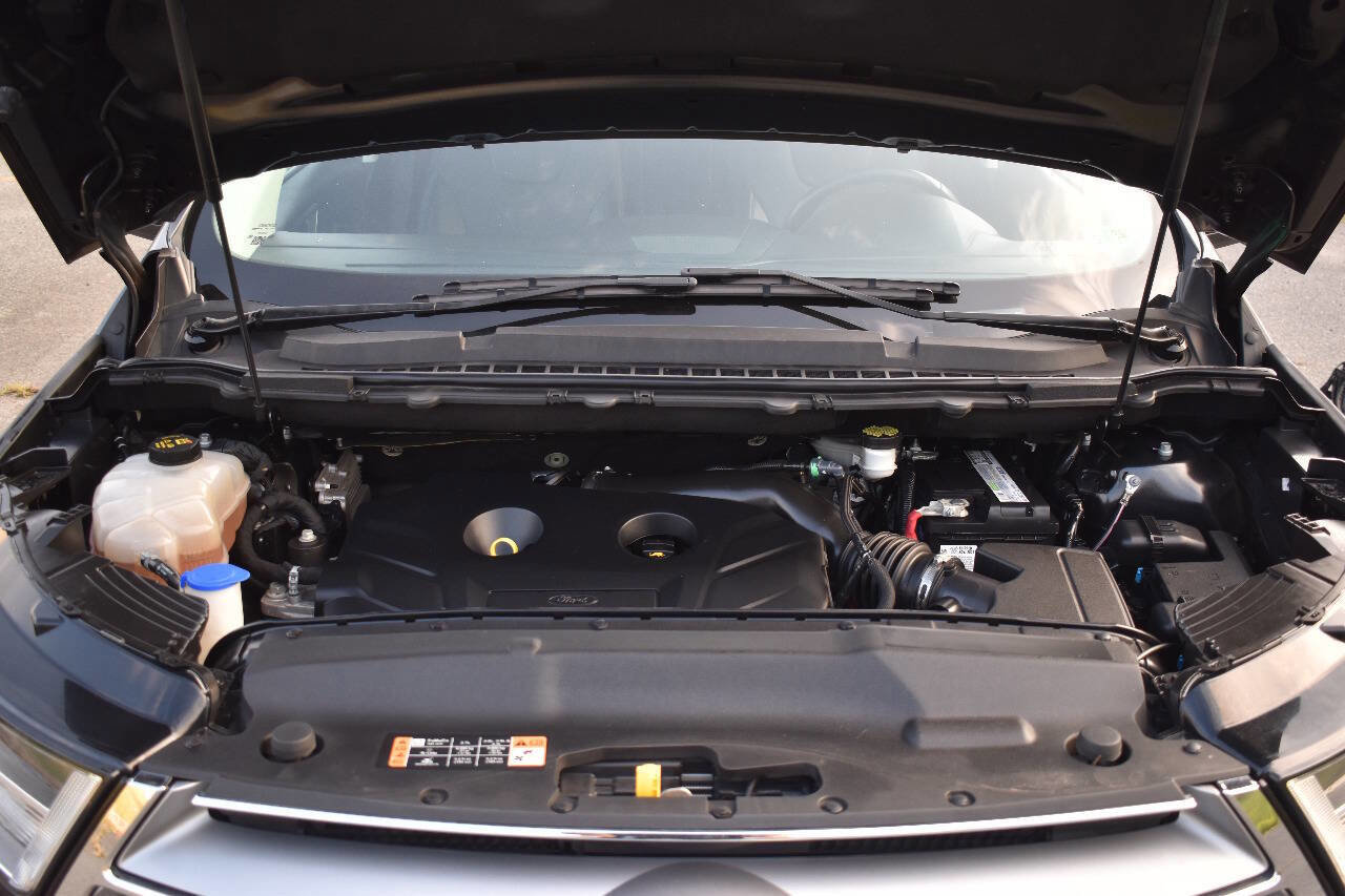 Used 2017 Ford Edge Titanium w/ Equipment Group 301A image 35