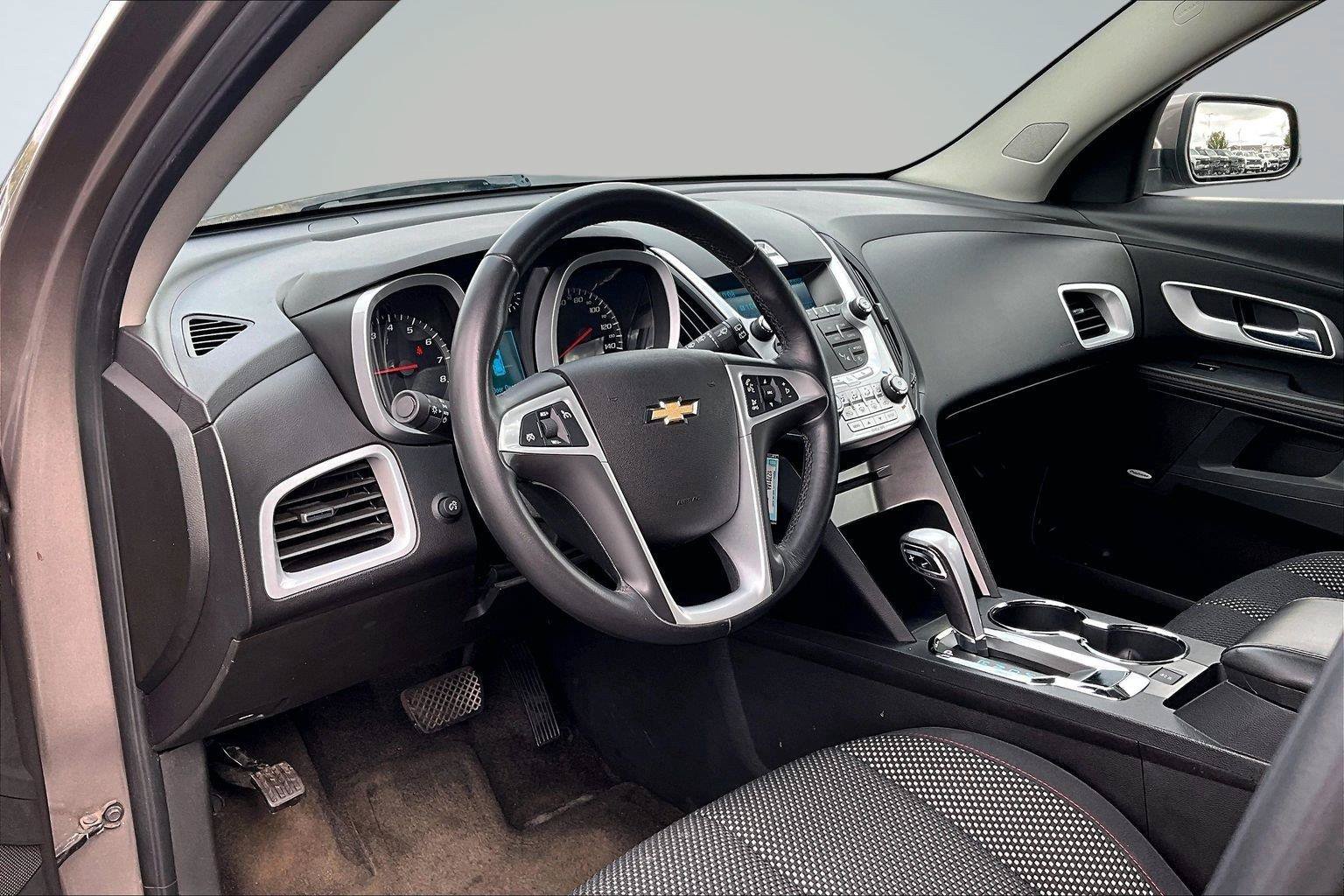 Used 2011 Chevrolet Equinox LT w/ All-Star Package AWD/4WD image 14