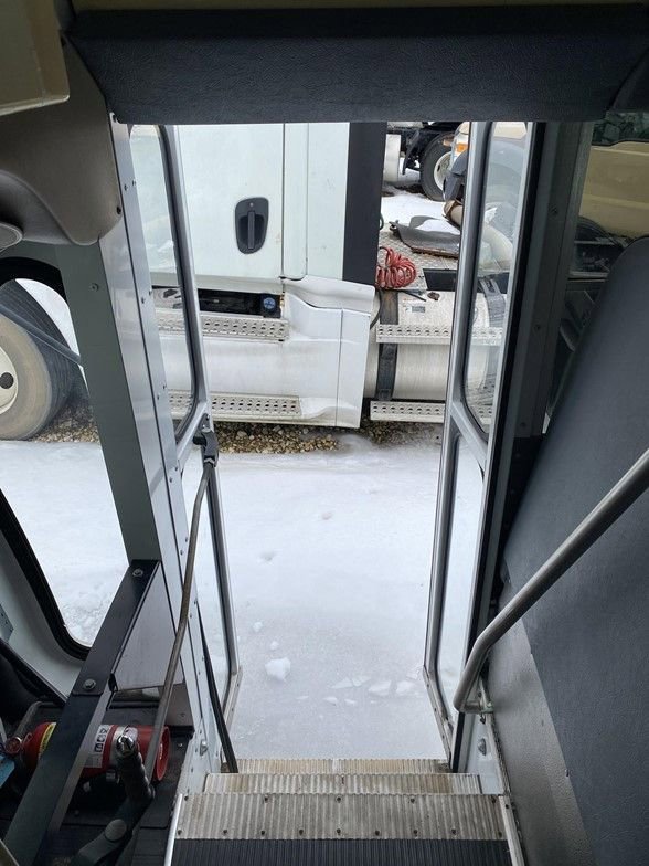 Used 2007 Chevrolet Express 3500 w/ School Bus Package image 22