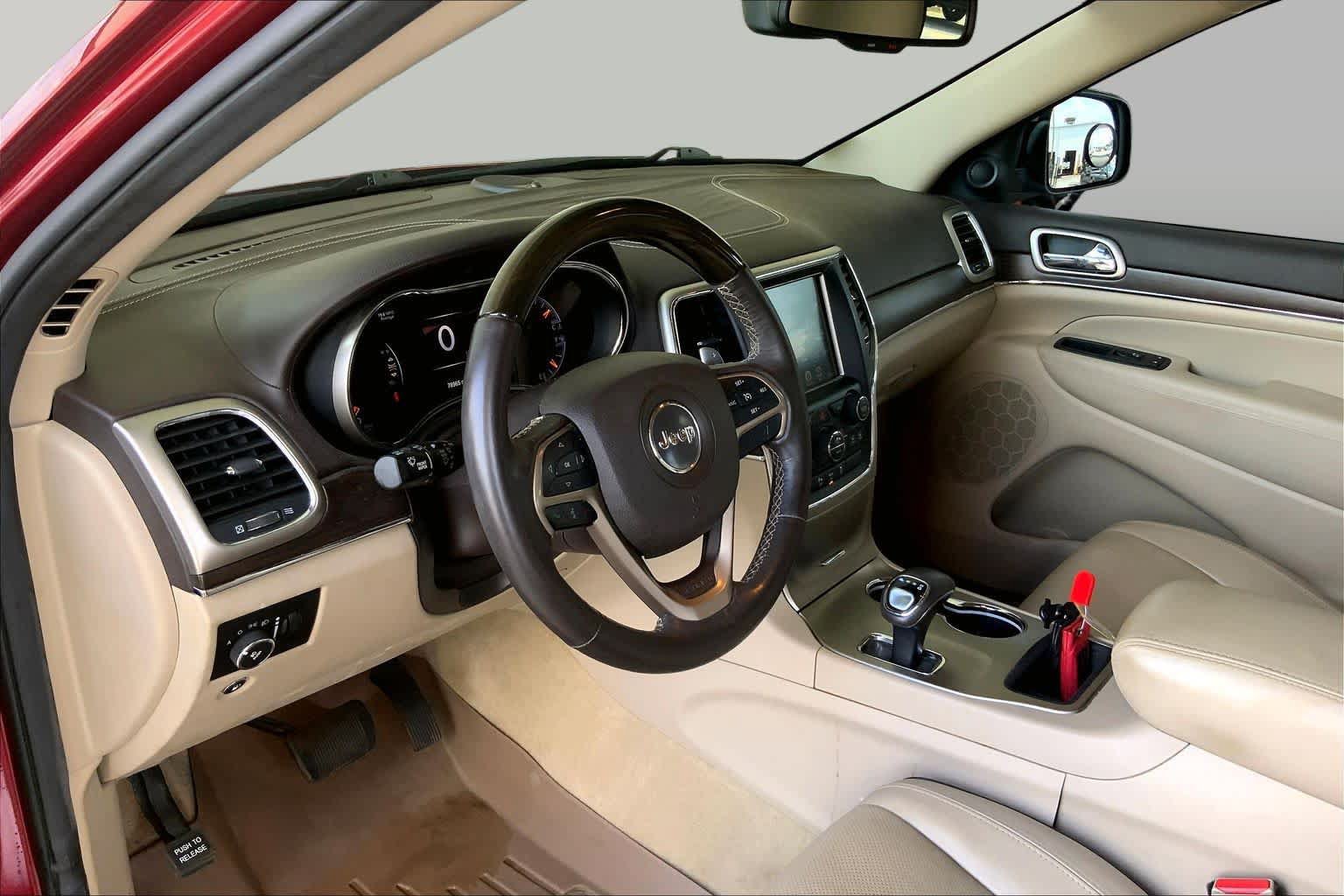 Used 2014 Jeep Grand Cherokee Overland RWD image 17