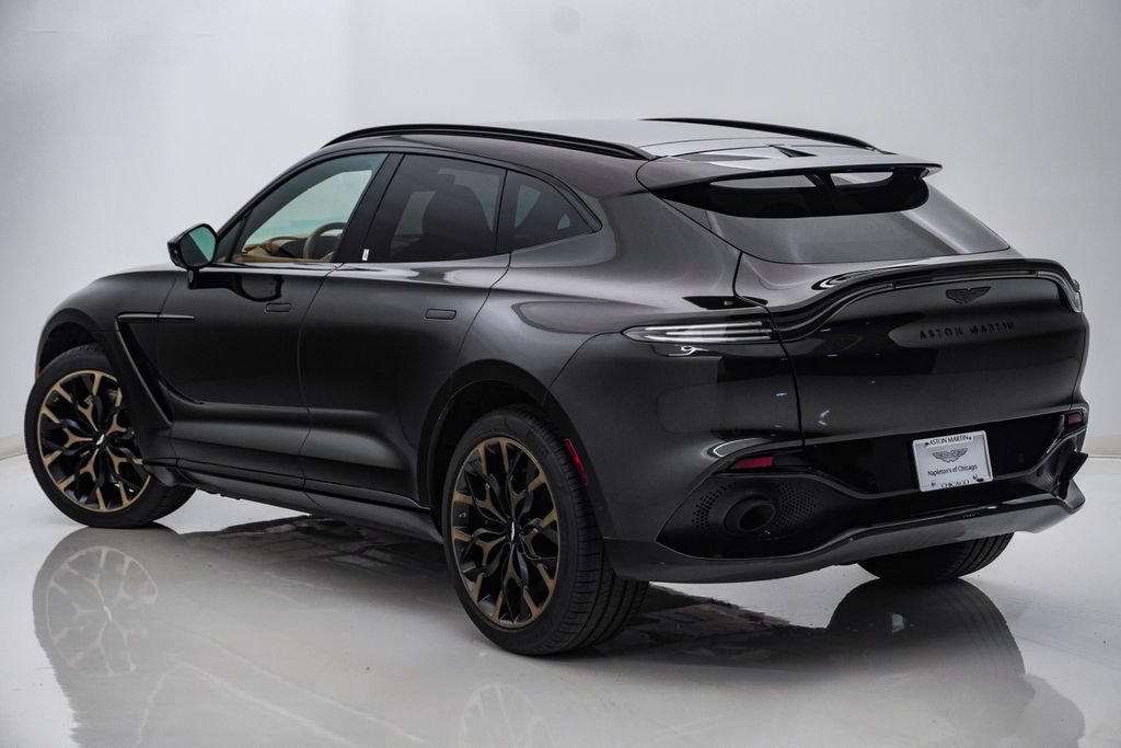 Used 2023 Aston Martin DBX AWD/4WD image 10