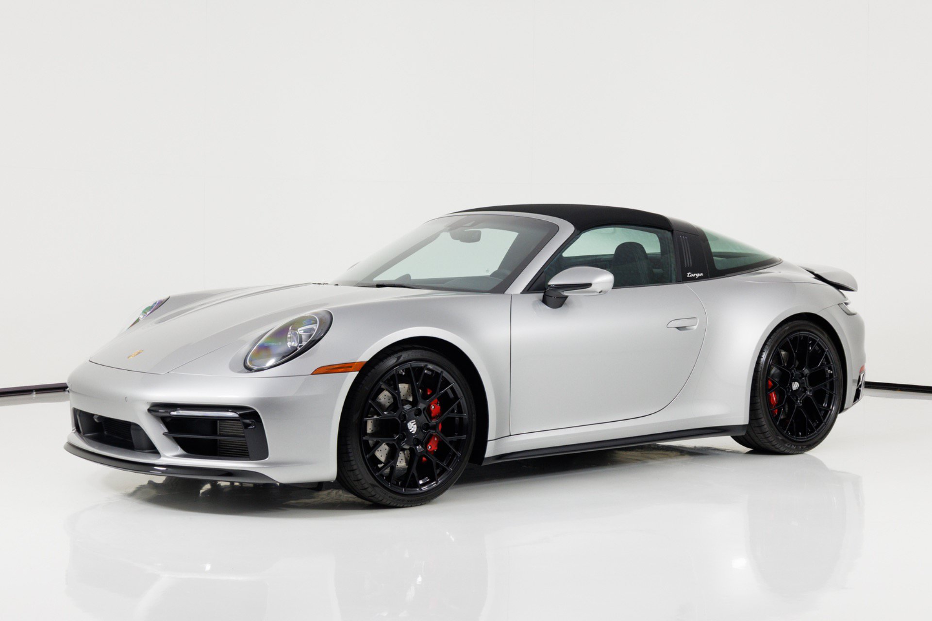 Used 2022 Porsche 911 Targa 4S AWD/4WD image 9