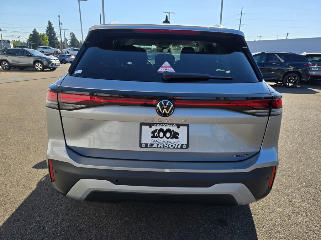 New 2025 Volkswagen Tiguan S image 5