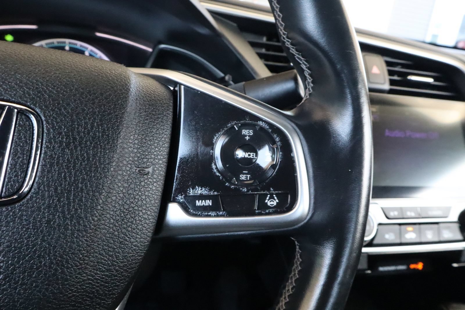 Used 2020 Honda Civic EX image 25