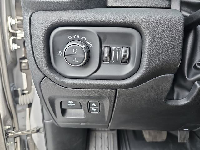 Used 2025 RAM 1500 Big Horn image 30