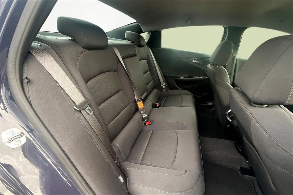 Used 2025 Chevrolet Malibu LT image 26