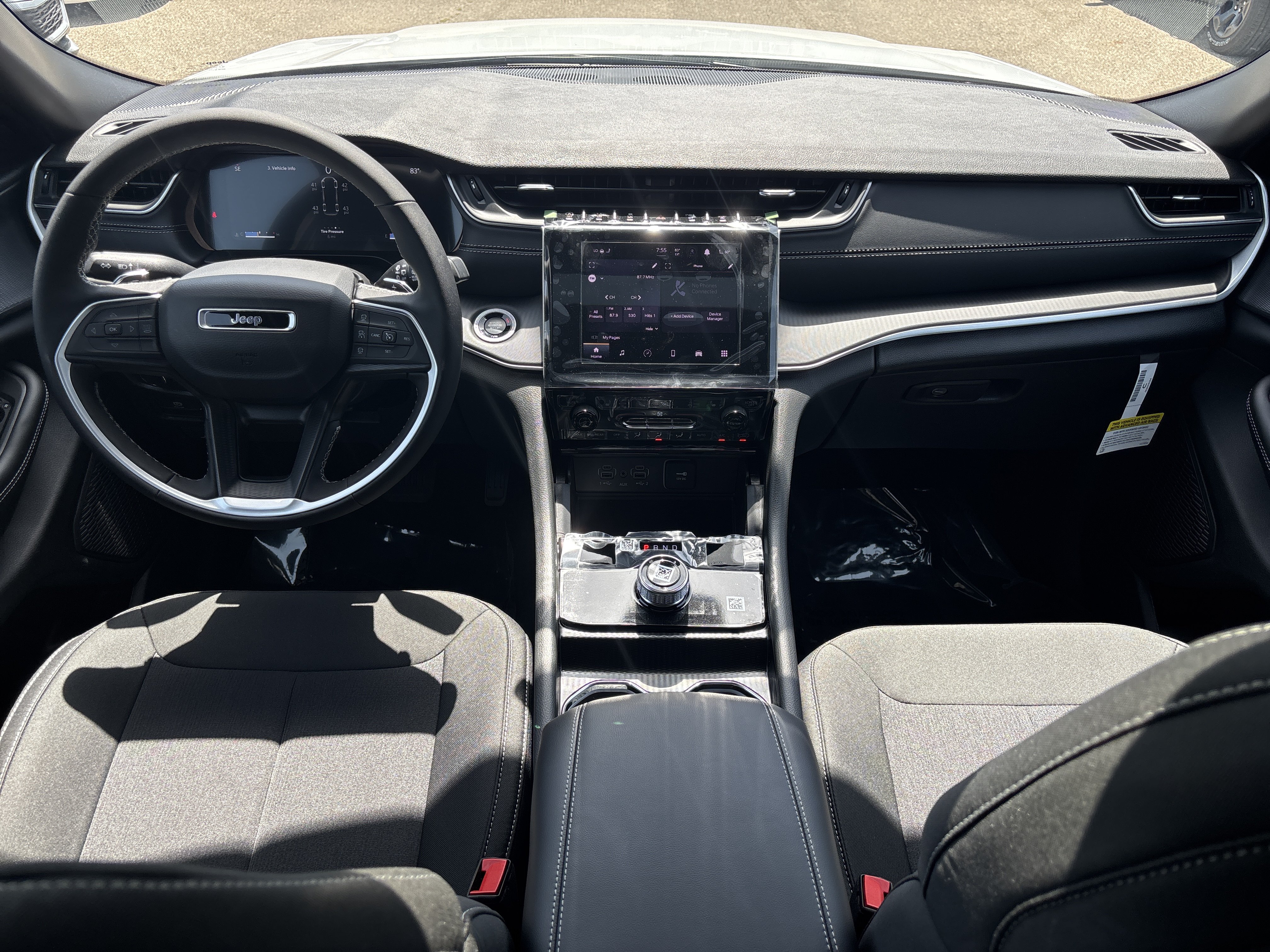New 2026 Jeep Grand Cherokee L 4WD image 16
