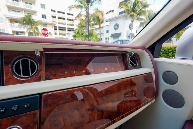 Used 2013 Rolls-Royce Phantom Sedan image 65