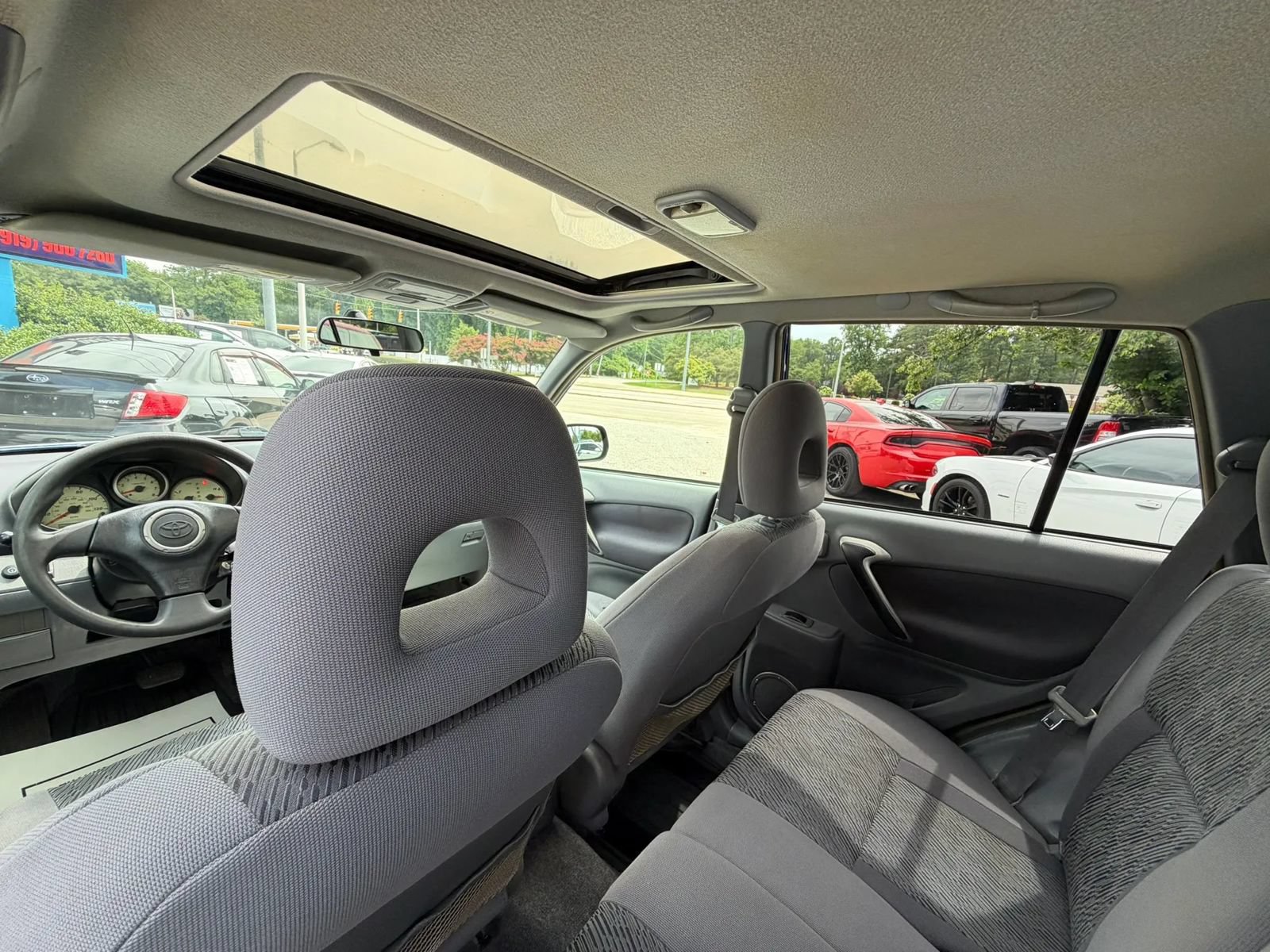 Used 2002 Toyota RAV4 4WD image 17