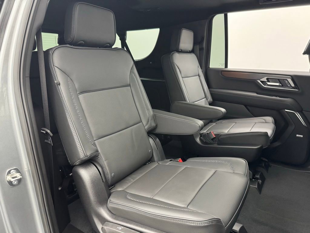 New 2026 GMC Yukon XL Denali w/ Denali Reserve Package image 42