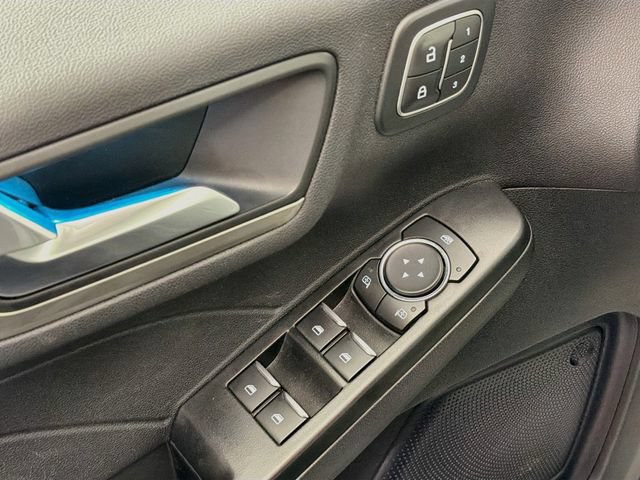 Used 2022 Ford Escape Titanium AWD/4WD image 18