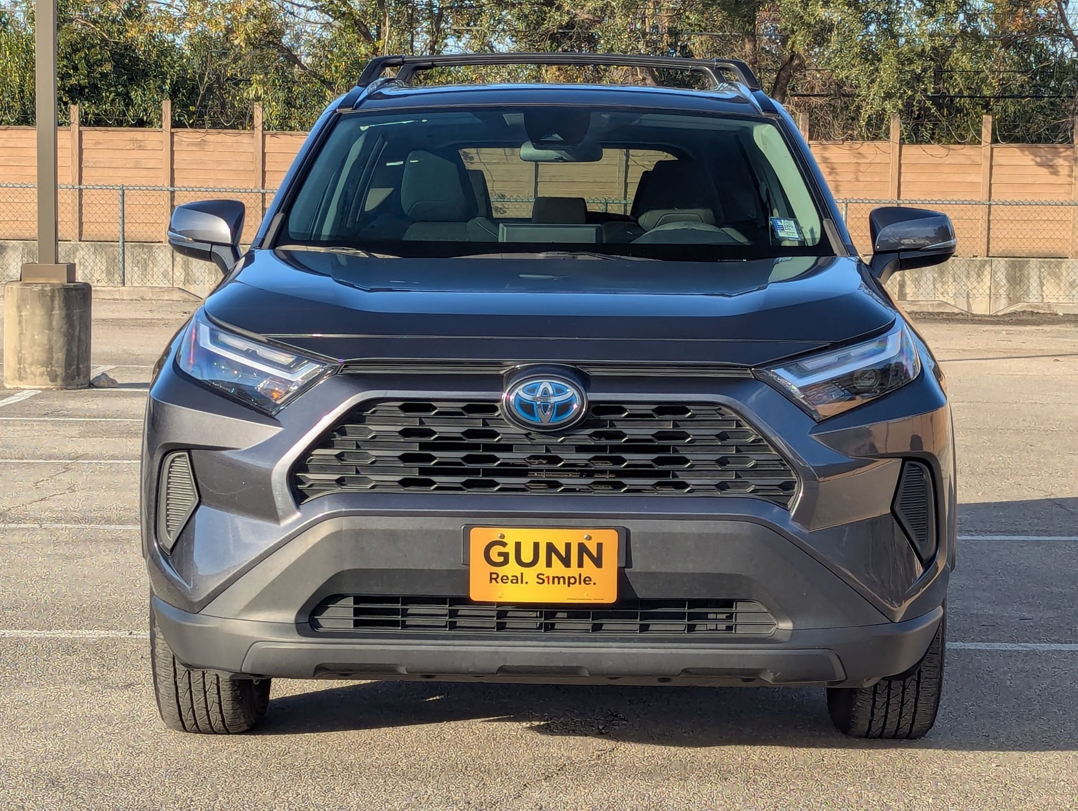 Used 2022 Toyota RAV4 XLE w/ Convenience Package image 9