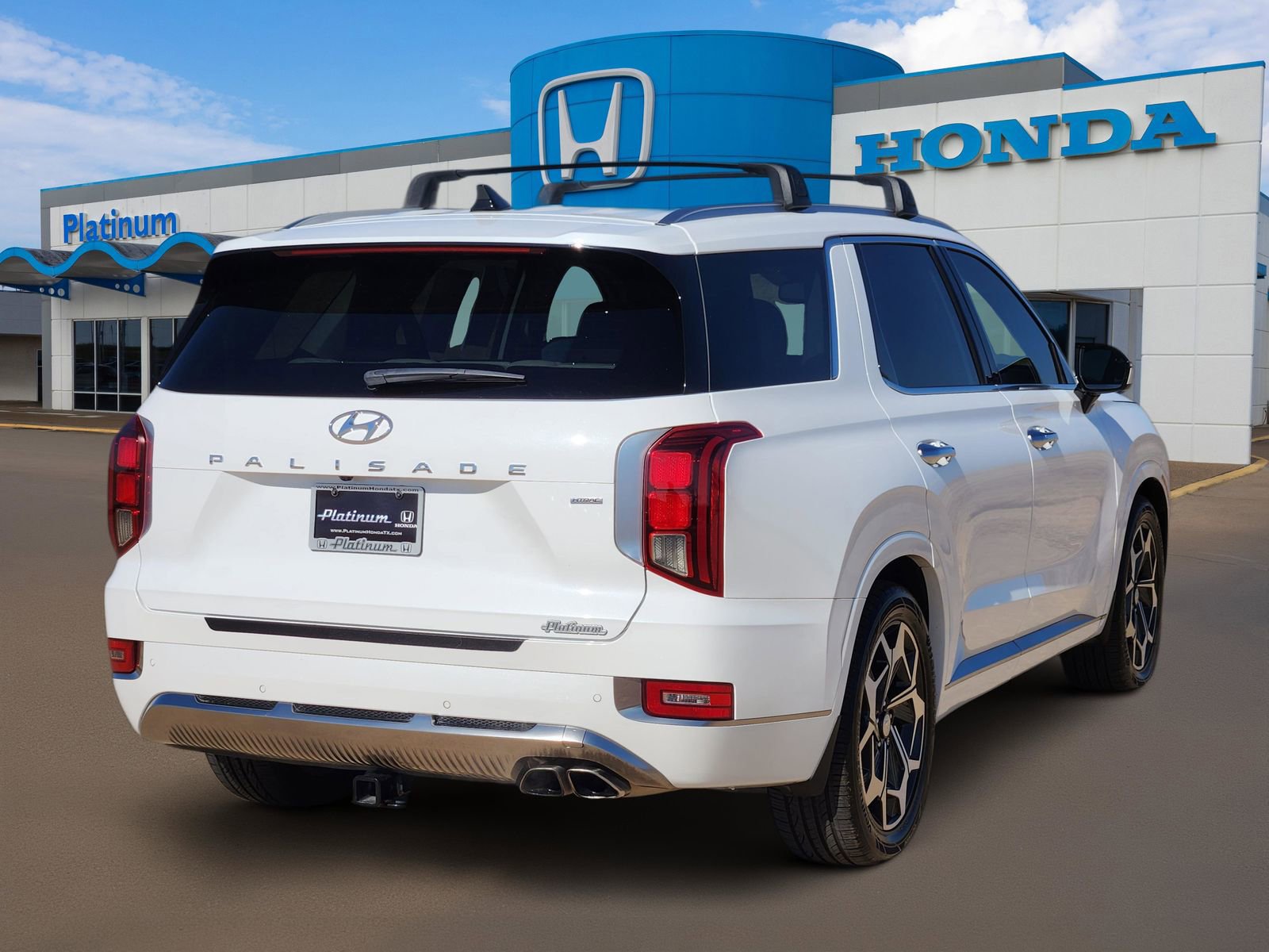 Used 2022 Hyundai Palisade Calligraphy image 4