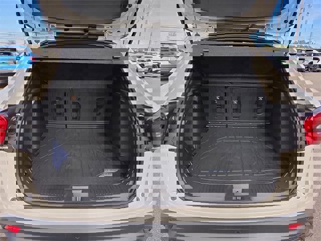 New 2026 Chevrolet Trax RS w/ Sunroof Package image 16