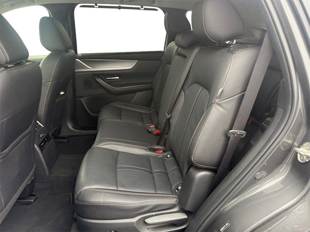 Used 2024 MAZDA CX-90 3.3 Turbo w/ Preferred Package image 16
