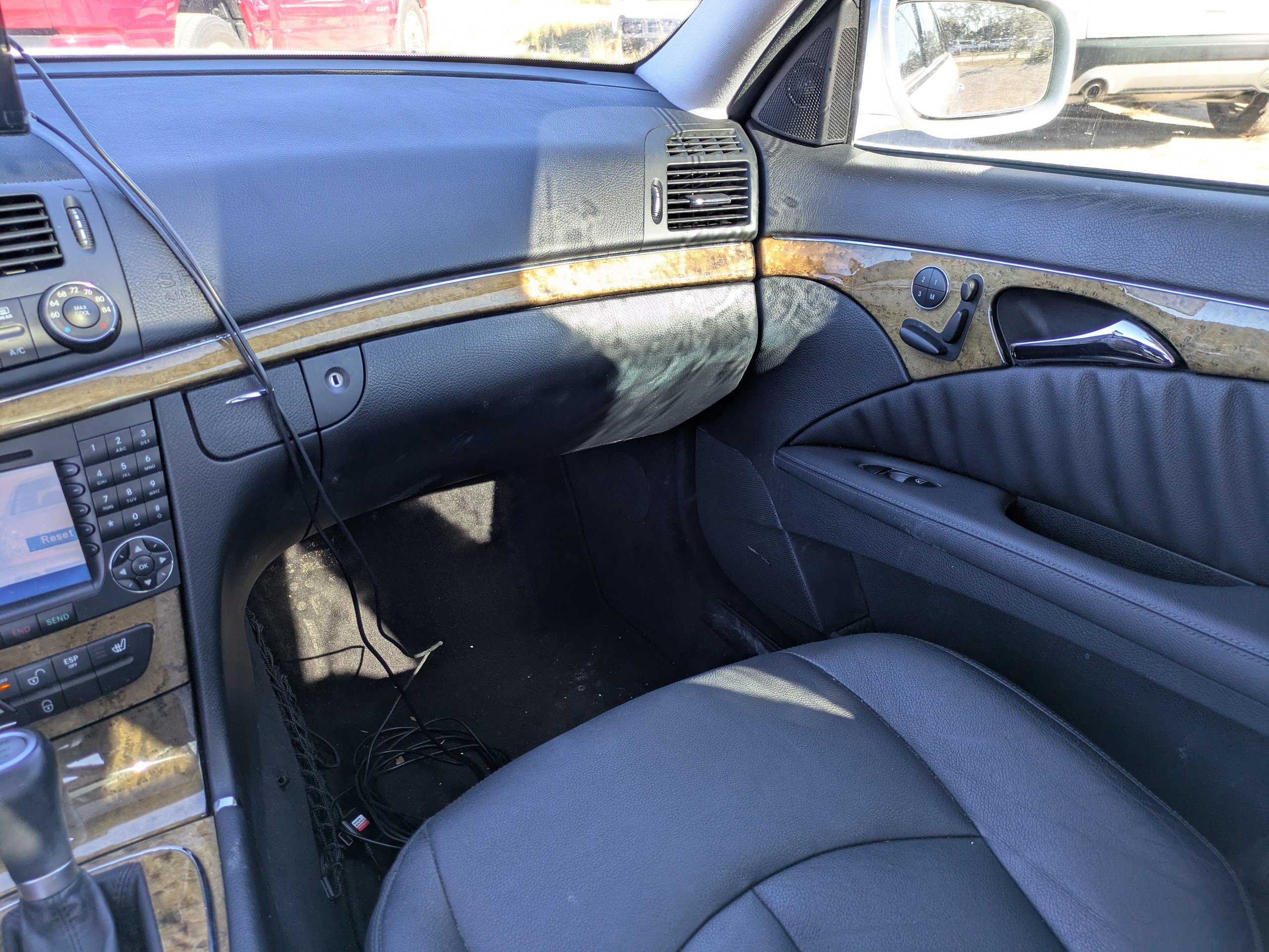 Used 2007 Mercedes-Benz E 350 Sedan image 15