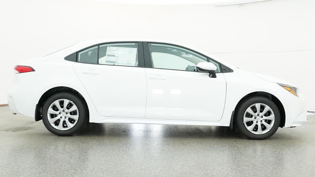 New 2026 Toyota Corolla LE image 2