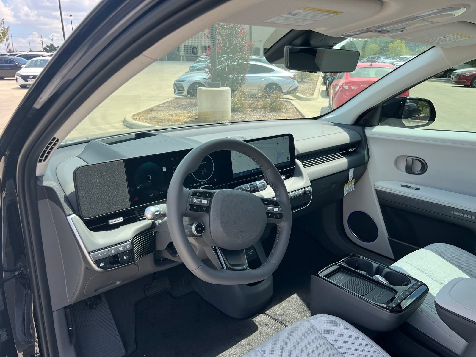 New 2027 Hyundai Ioniq 5 Limited RWD image 24