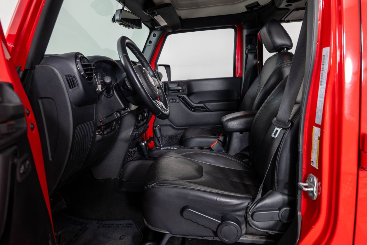 Used 2015 Jeep Wrangler Sahara image 15