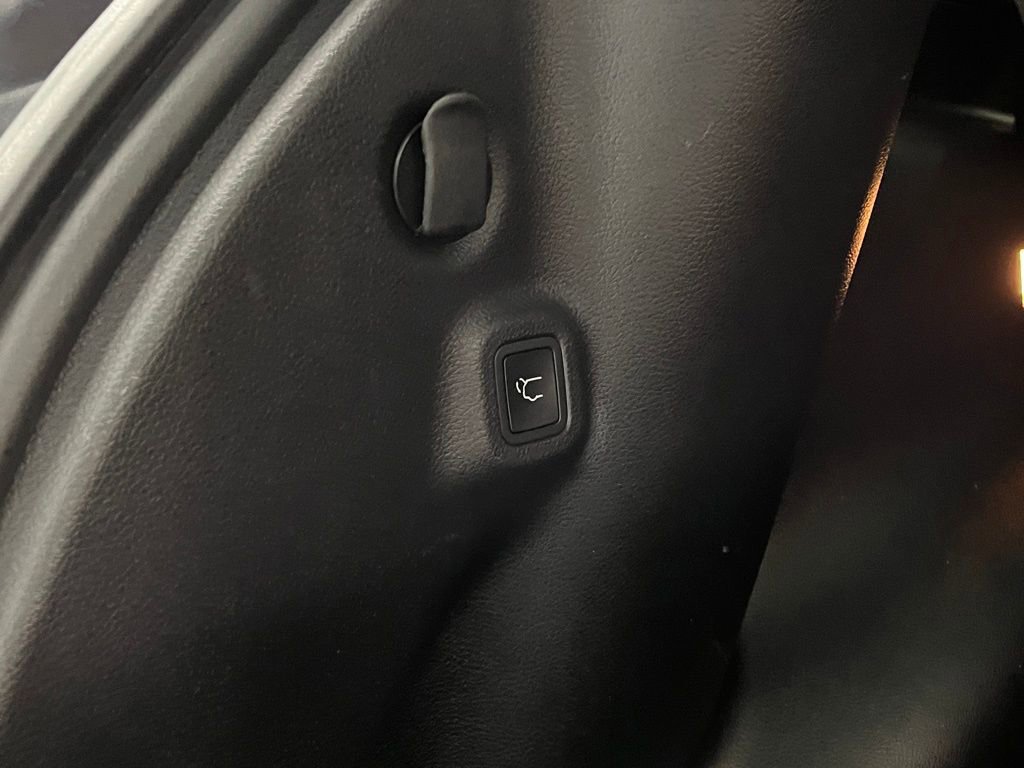 Used 2018 Jeep Compass Trailhawk w/ Leather Interior Group image 31