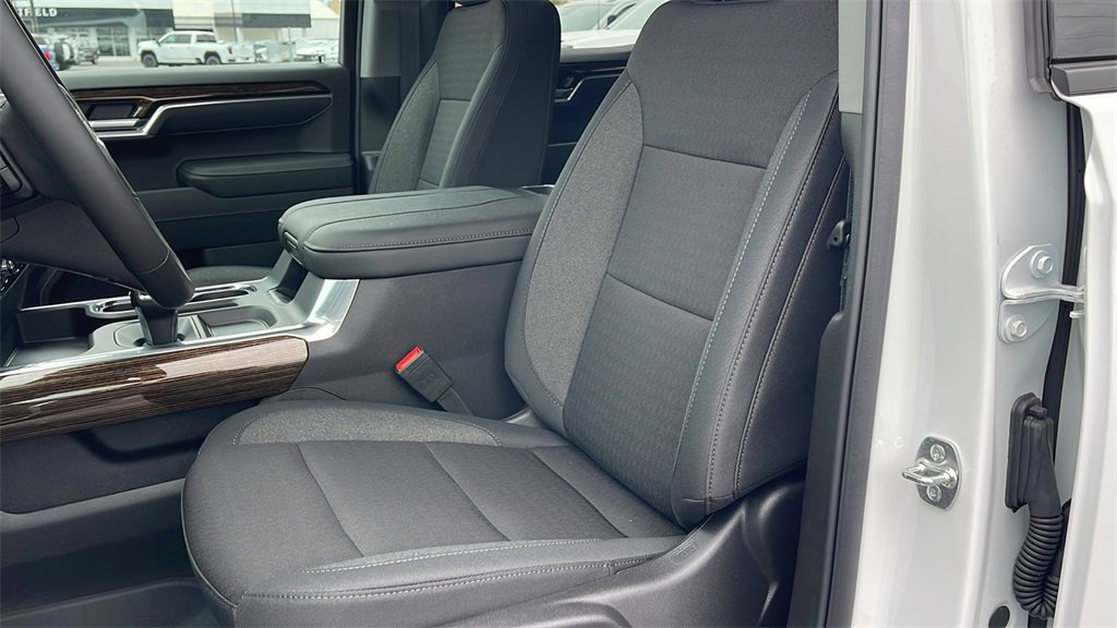 New 2026 GMC Sierra 1500 Elevation image 10