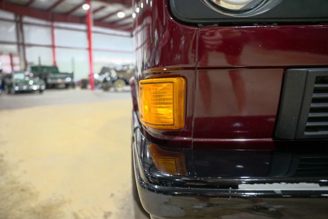 Used 1990 Volkswagen Vanagon Multi-Van image 28