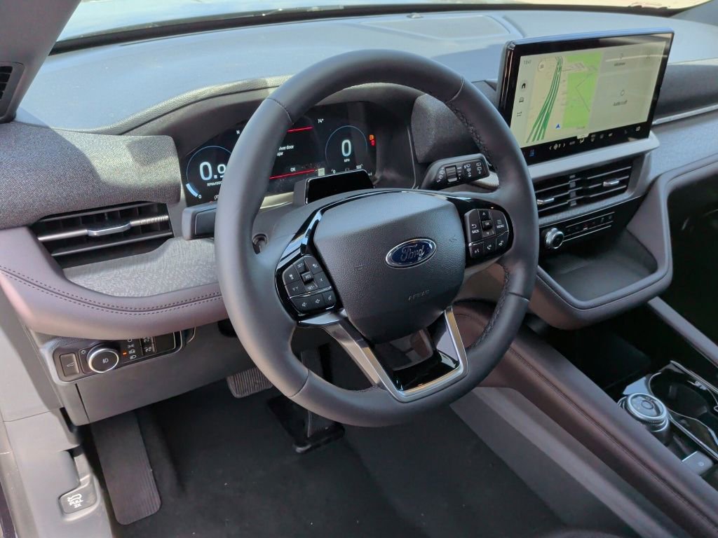 New 2026 Ford Explorer Platinum w/ LUX Leather Package image 15