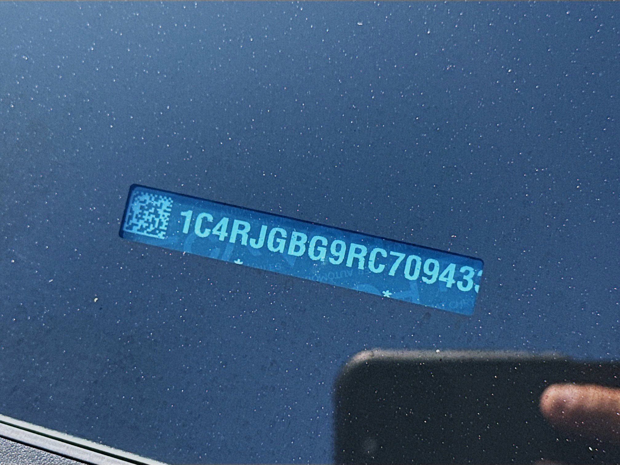 Used 2024 Jeep Grand Cherokee Limited w/ Black Appearance Package image 38