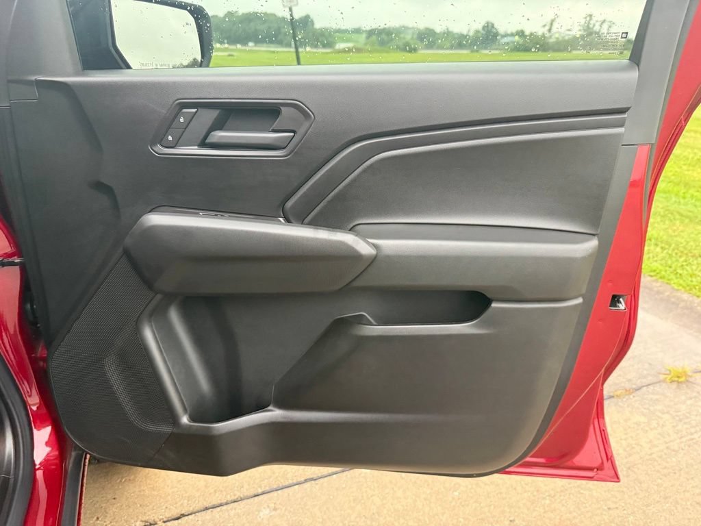Used 2026 Chevrolet Colorado Trail Boss AWD/4WD image 17