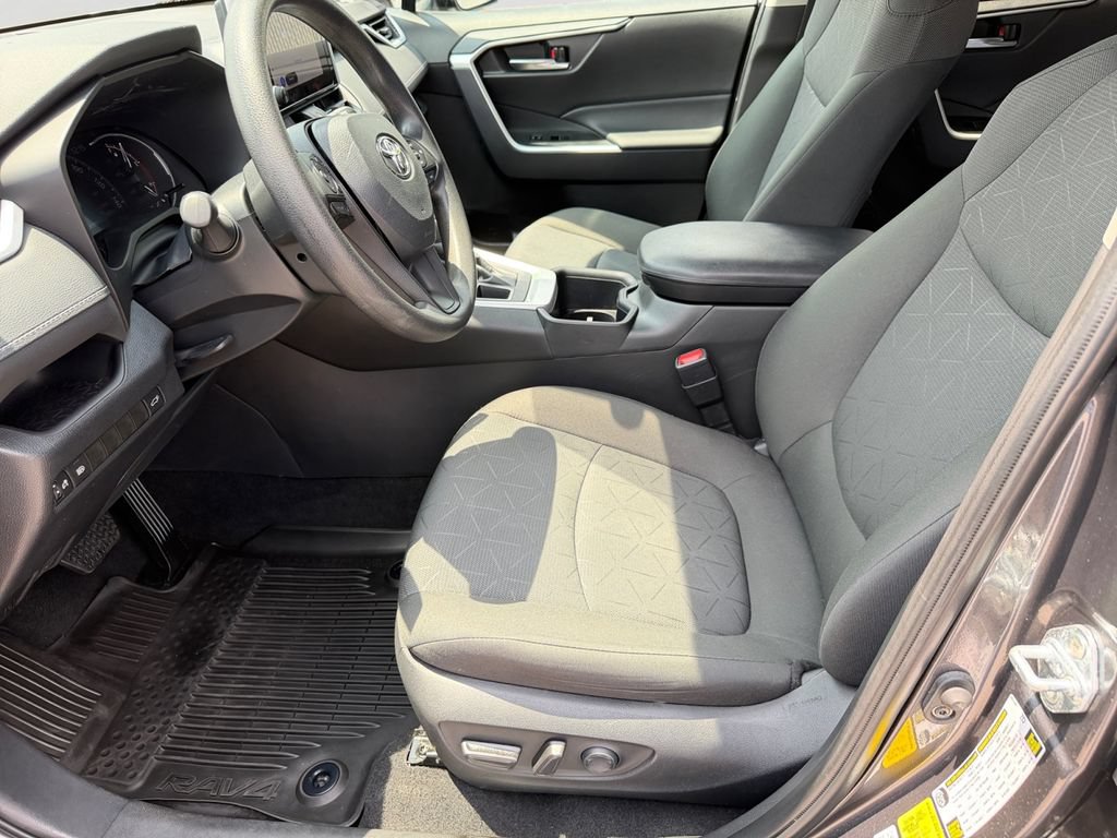 Used 2024 Toyota RAV4 XLE w/ Convenience Package AWD/4WD image 24