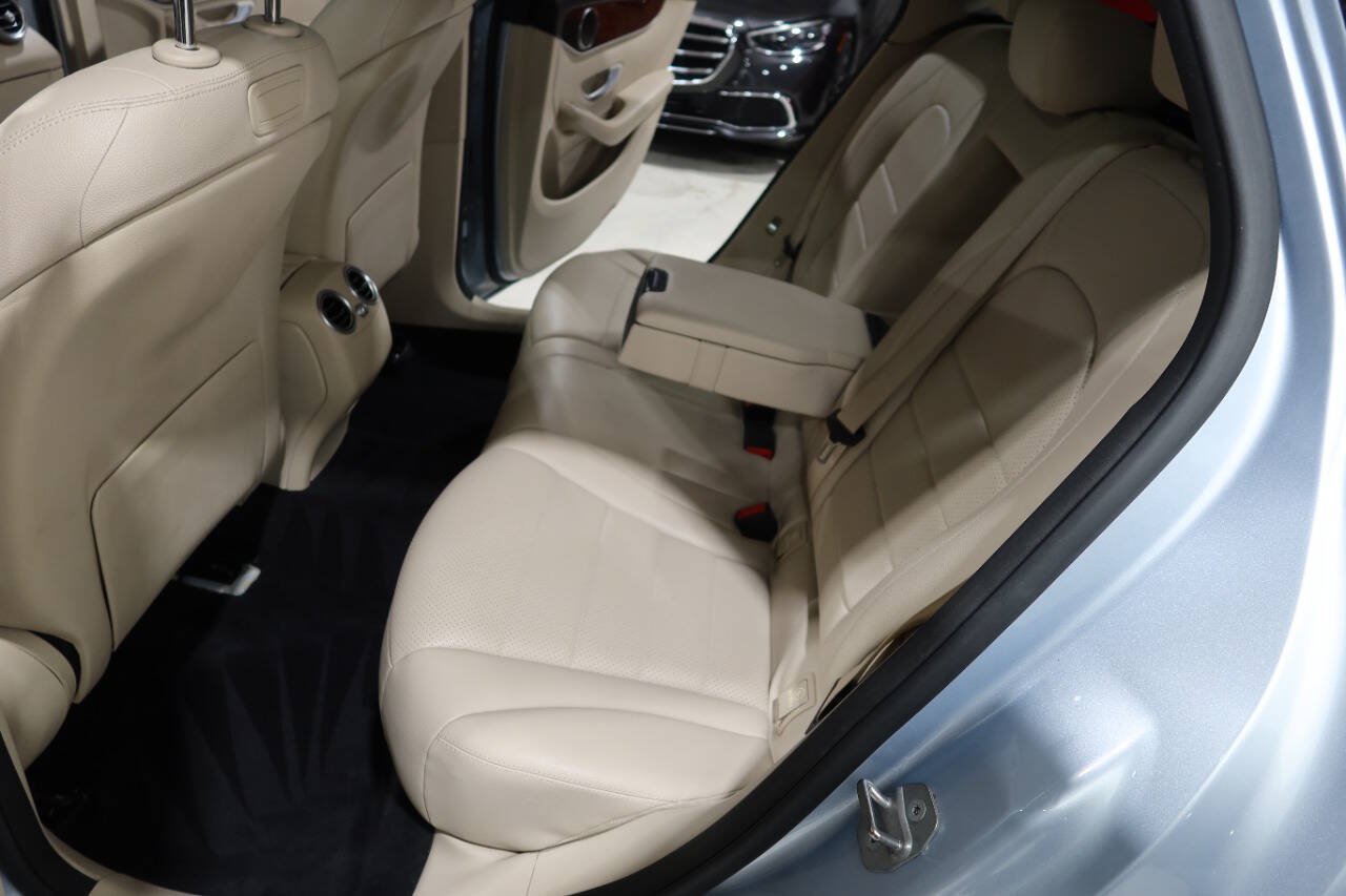 Used 2018 Mercedes-Benz GLC 300 image 17