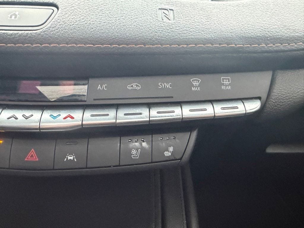 Used 2019 Cadillac XT4 Sport AWD/4WD image 32
